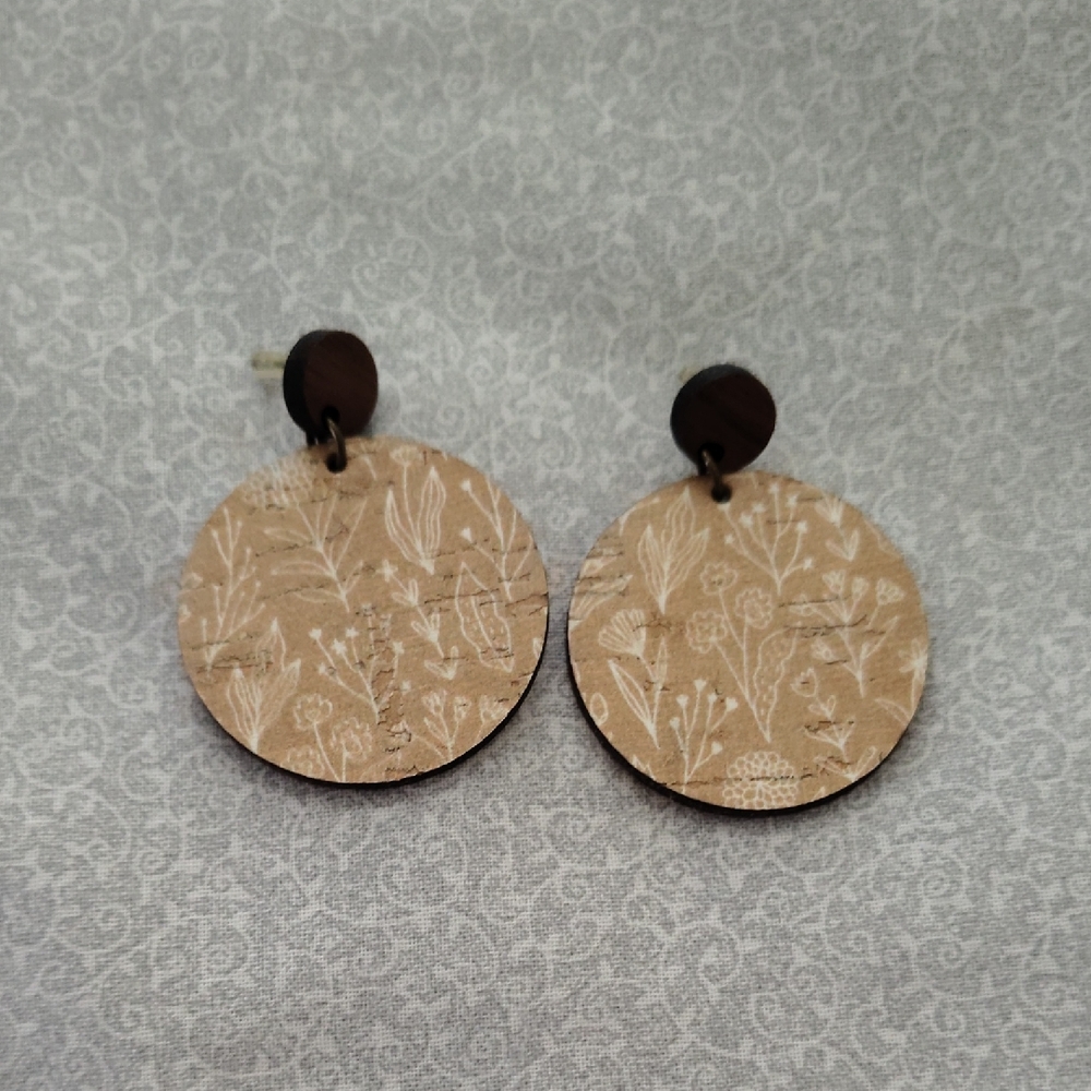 Floral Patterned Brown Earrings